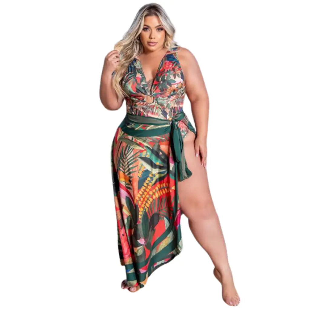 Kit Maiô Forrado com Pareô Plus Size