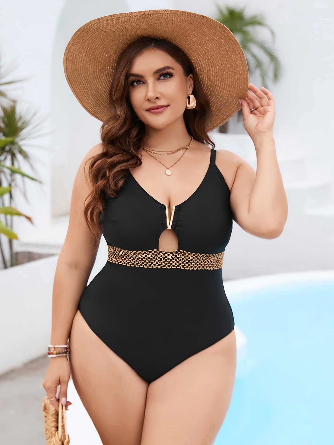 Maiô Zeina Decote V Plus size