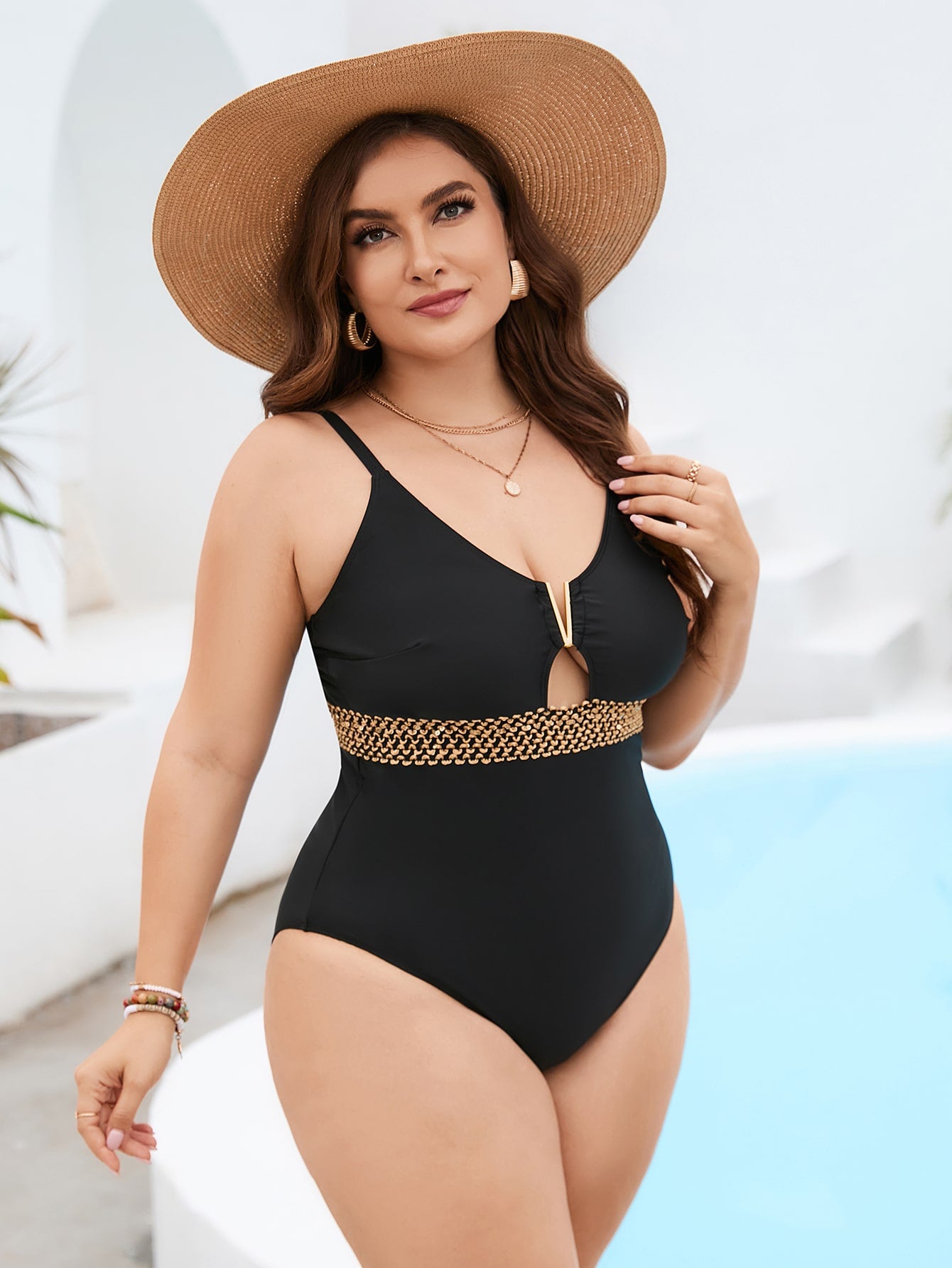 Maiô Zeina Decote V Plus size