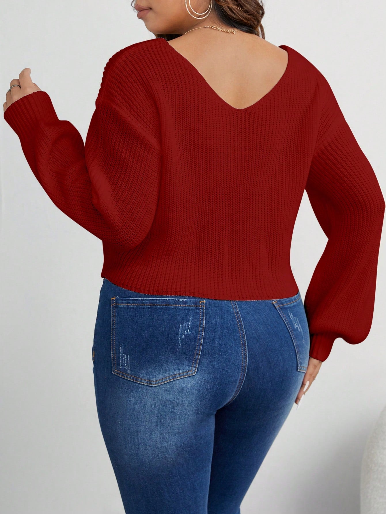 Suéter Crop Decote Laço Plus Size